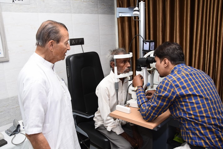 Bhagvan Mahavir Eye Care Hospital